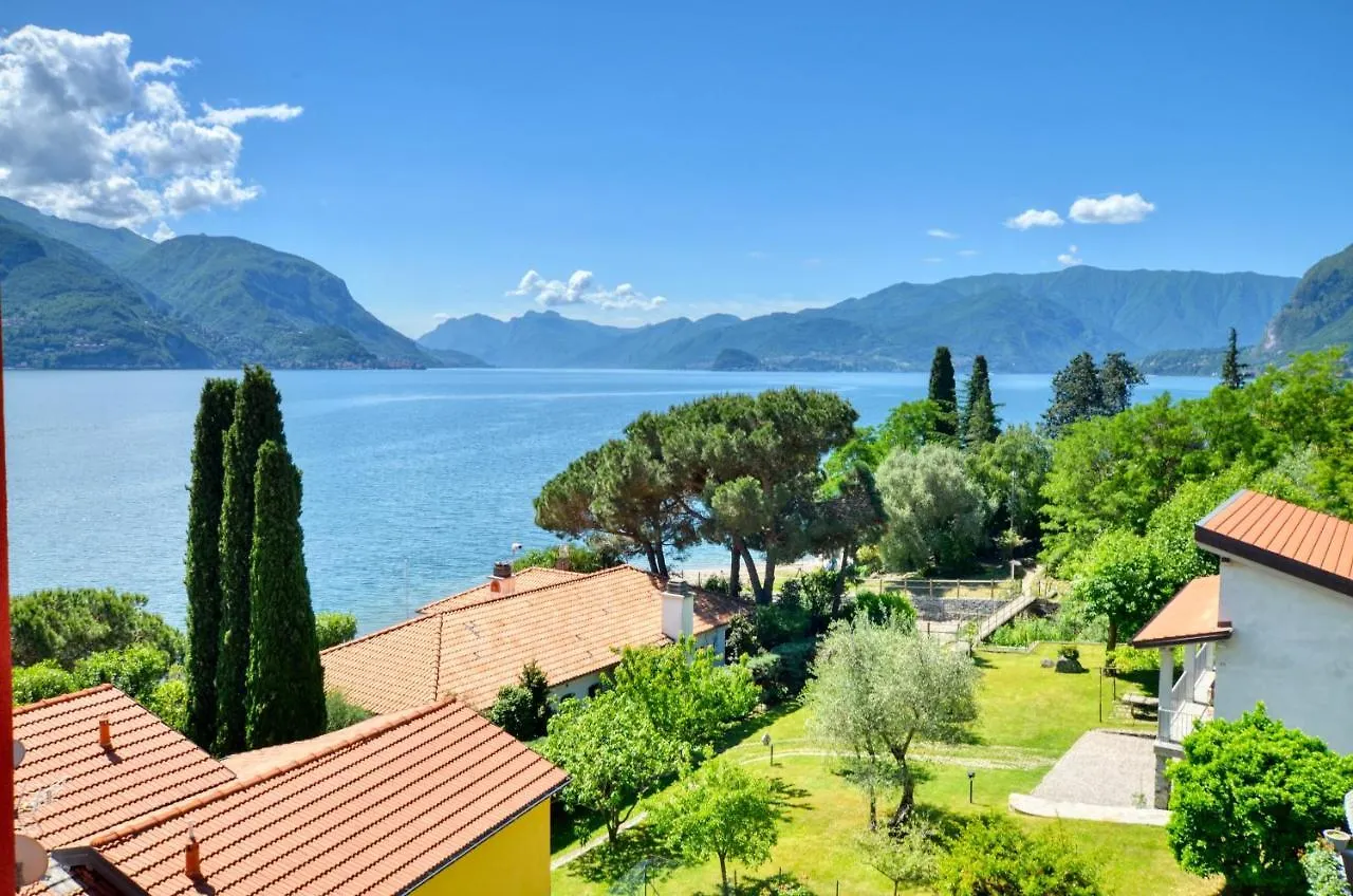 3-Bedroom Lakefront Lakeview Apartment Acquaseria 0*,